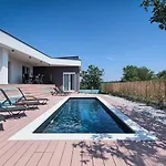Vila Senorita *