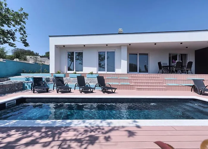 Senorita Villa